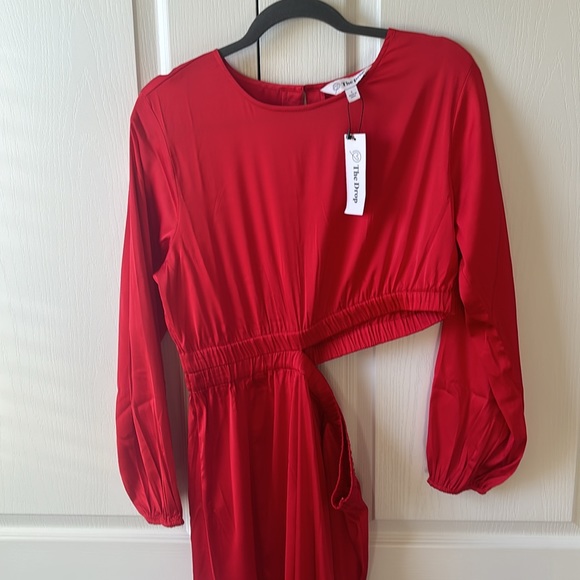 The Drop Jacob Long-Sleeve red Cutout Dress midi dress - Picture 2 of 5